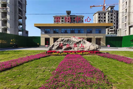 明湖中学附近平湖花苑3室2厅1卫72万105m2精装修出售